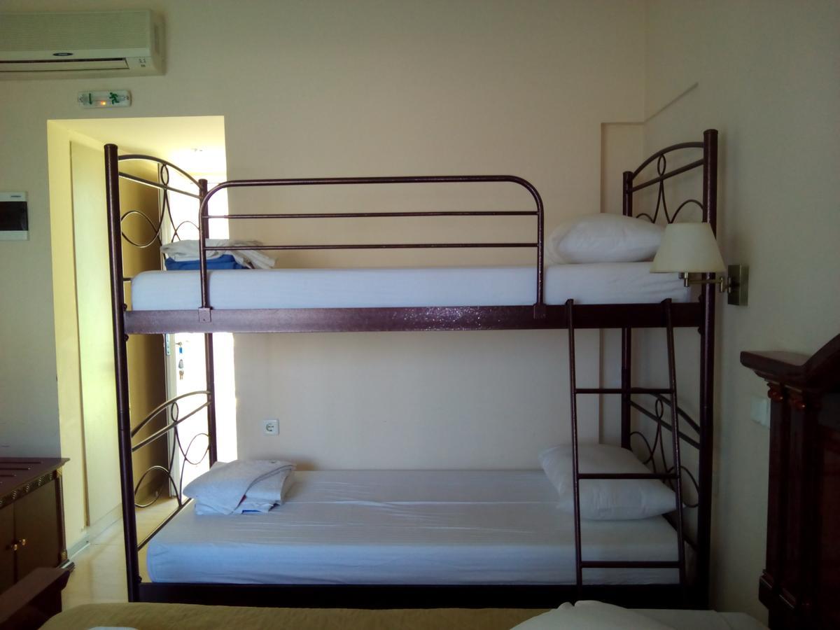 Marzi Beach And Bungalows Hotel Kokkonion Room photo